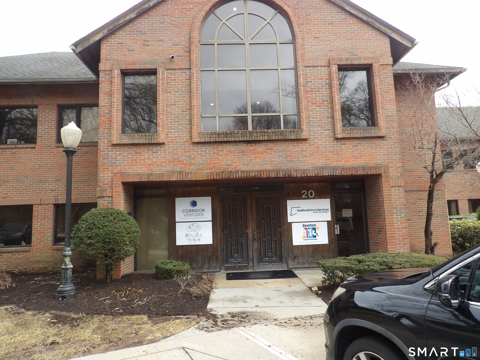 Property Photo:  20 Avon Meadow Lane 2  CT 06001 