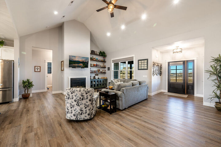 Property Photo:  107 Sand Creek Drive  WY 82834 