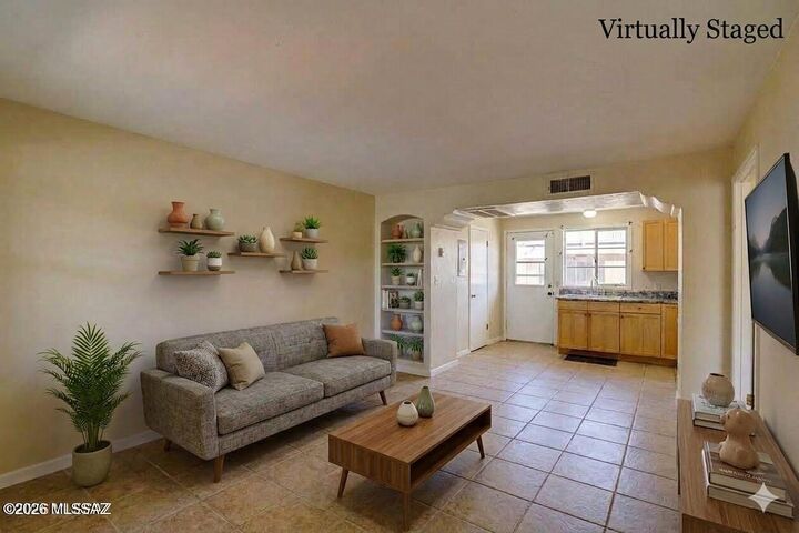 Property Photo:  135 S Paseo Quinta C  AZ 85614 