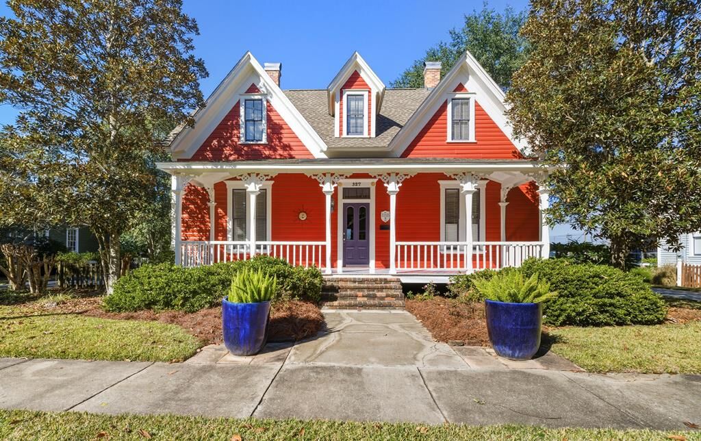 Property Photo: 327 Warren Avenue GA 31792