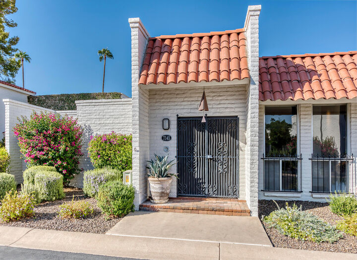 Property Photo: 7145 E McDonald Drive AZ 85253