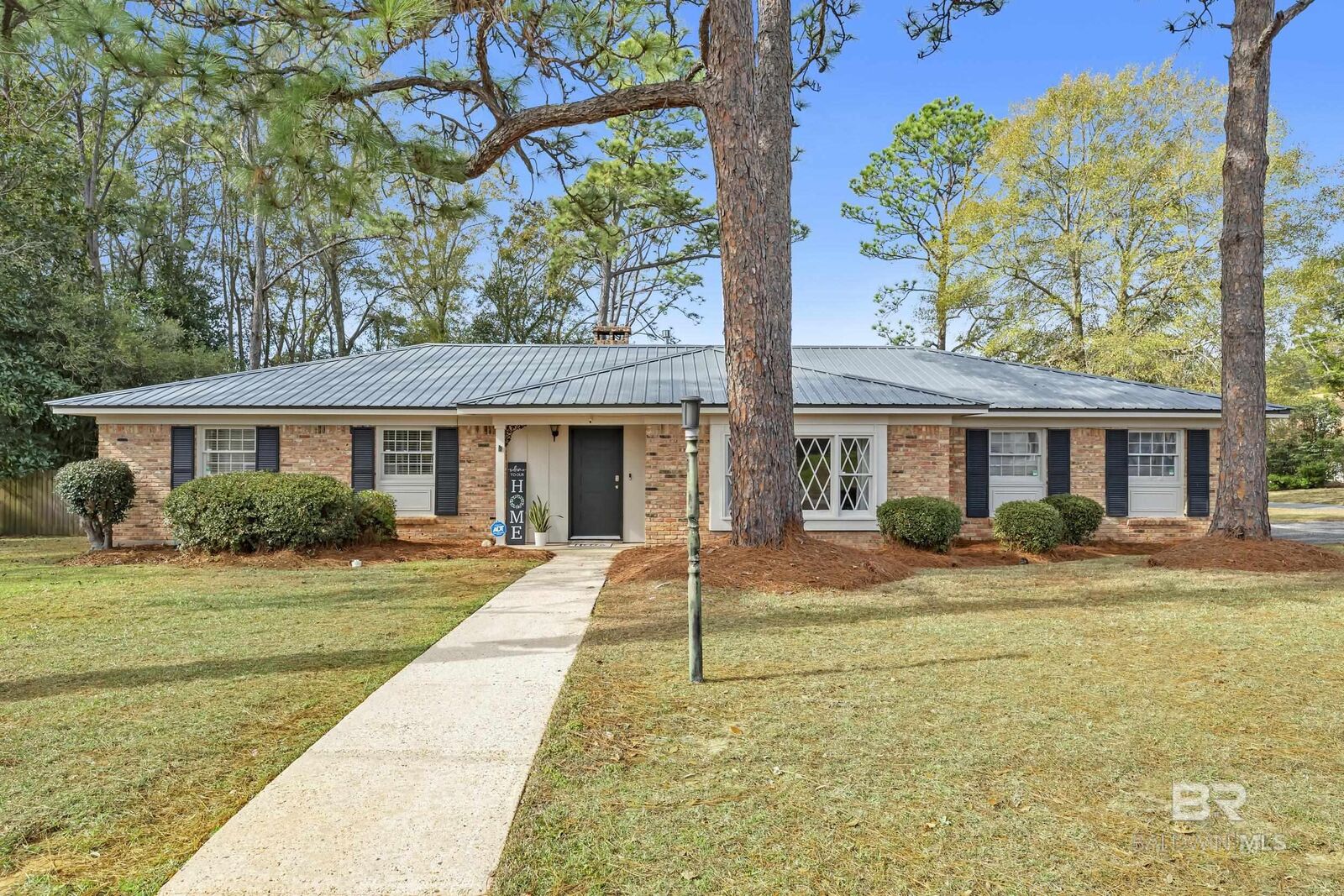 Property Photo: 550 Stuart Street AL 36526