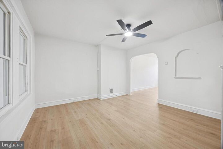 Property Photo:  2558 S Dewey Street  PA 19142 