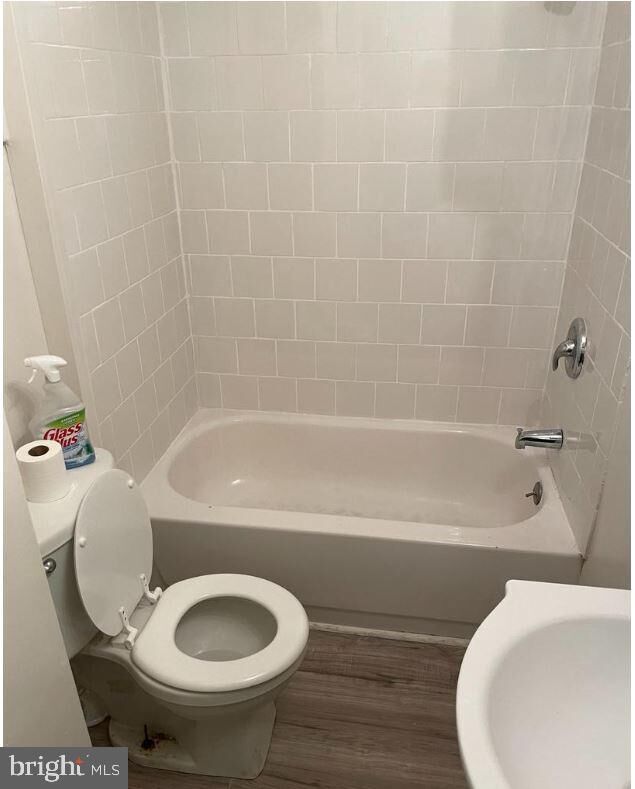 Property Photo:  352 N Gross Street  PA 19139 