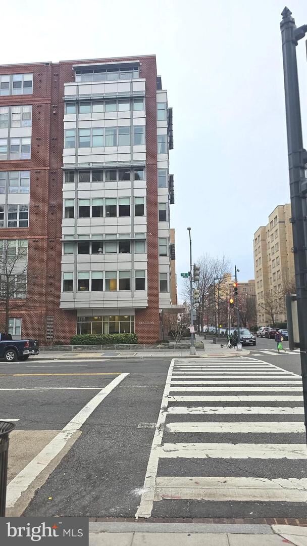 Property Photo:  1300 N Street NW 713  DC 20005 