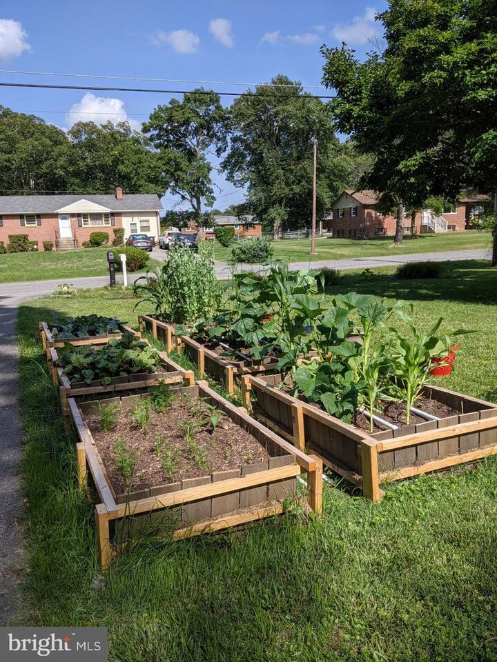 Property Photo:  15505 Maple Drive  MD 20607 