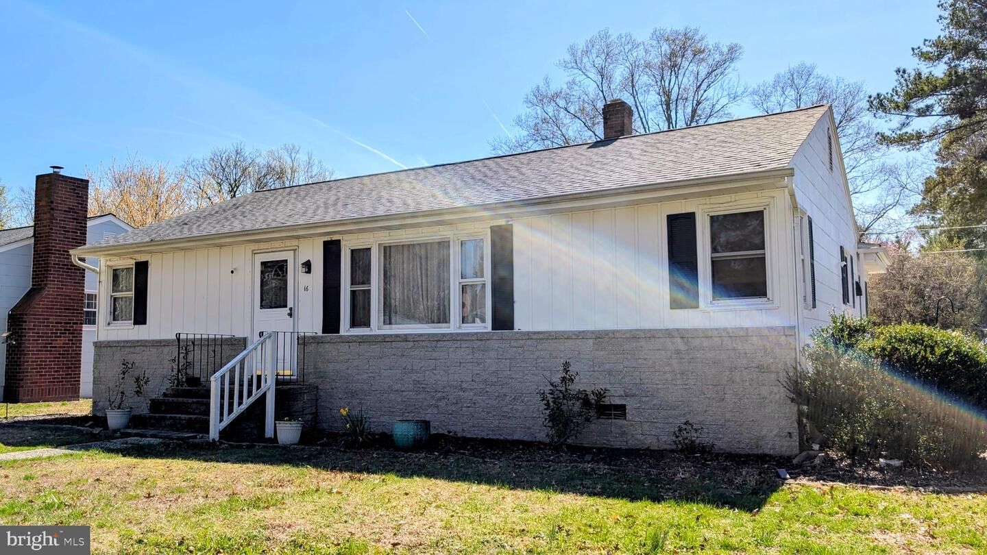 Property Photo:  16 Willis Avenue  MD 21601 