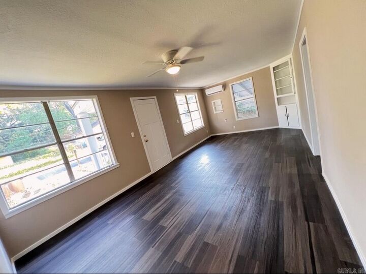 Property Photo:  107 Roosevelt Rd  AR 72076 