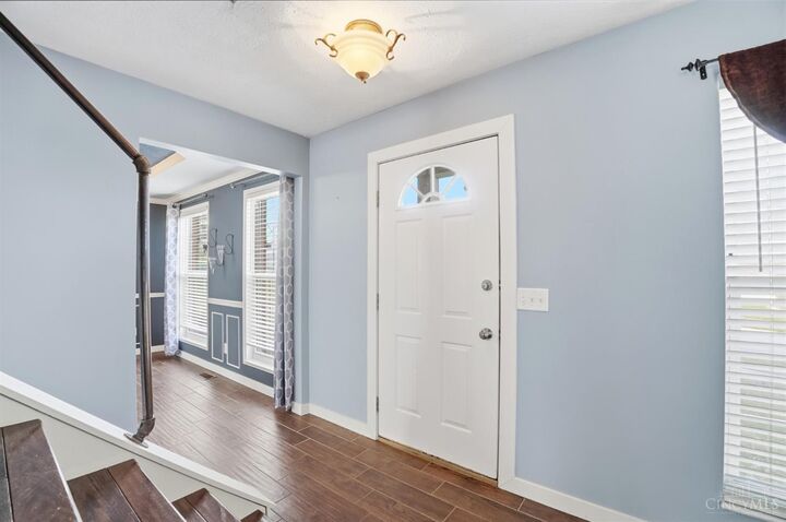 Property Photo:  4863 Kleeman Green Drive  OH 45211 