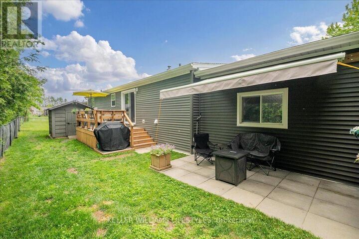 Property Photo:  13 Kellestine Drive  ON N7G 0C5 