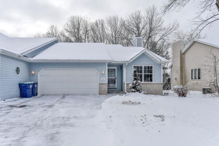 Property Photo:  804 Stone Ridge Drive  WI 54455 