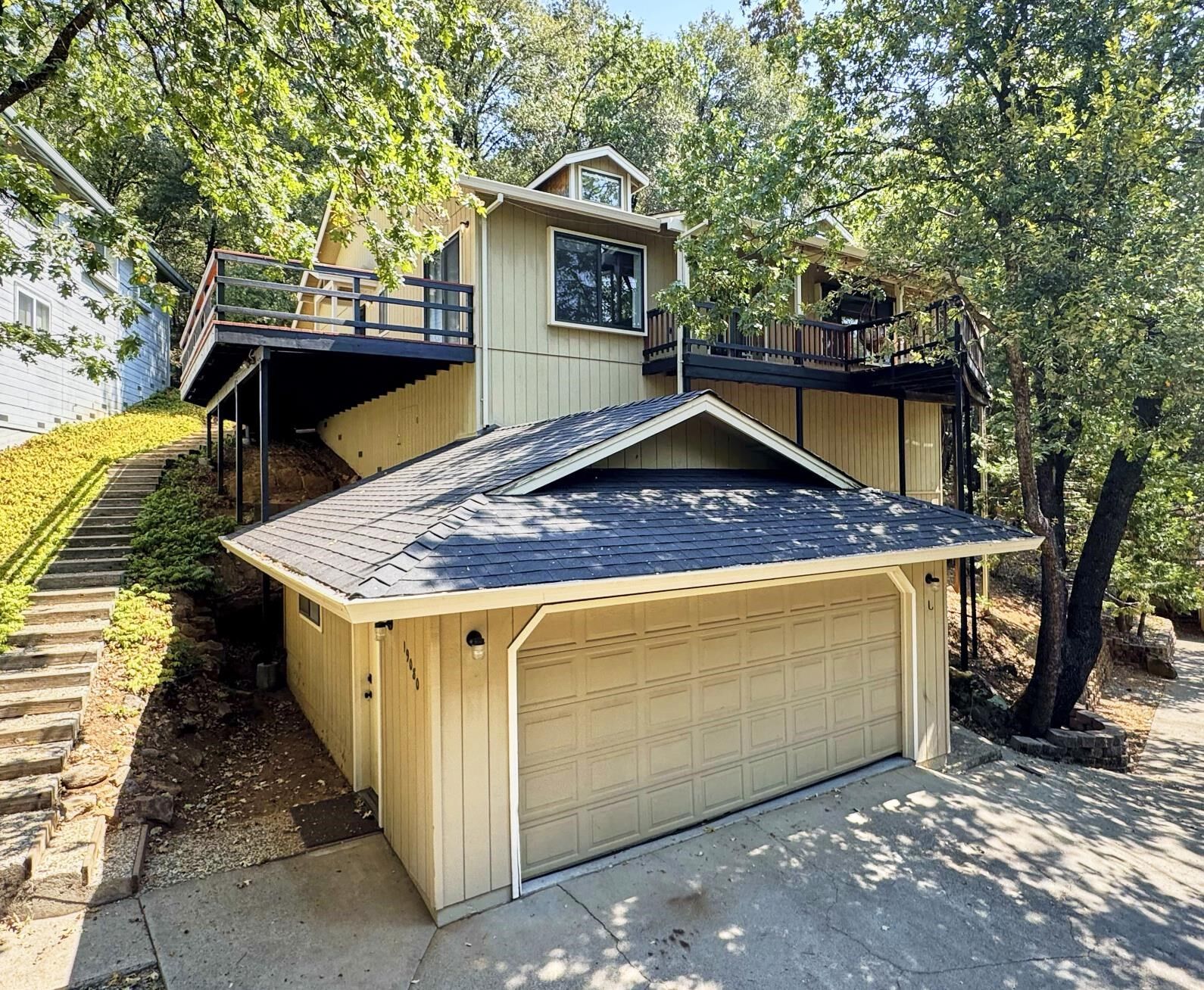 Property Photo:  19080 Tiffeni Drive  CA 95383 