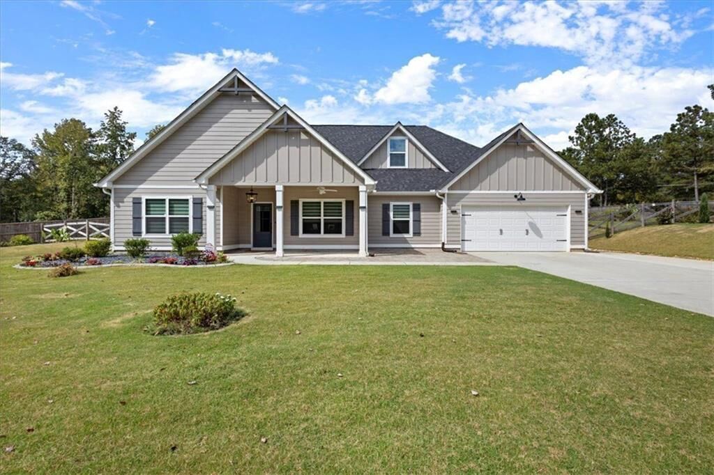 Property Photo:  7001 Palomino Trail  GA 30187 