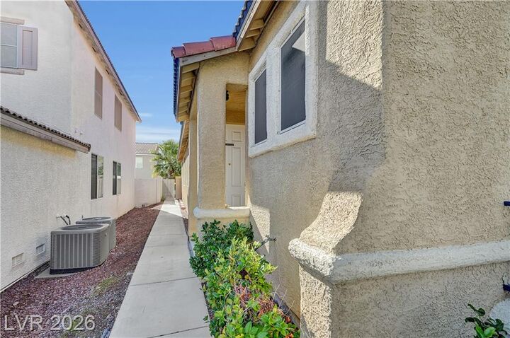 Property Photo: 9677 Vista Crest Avenue NV 89148