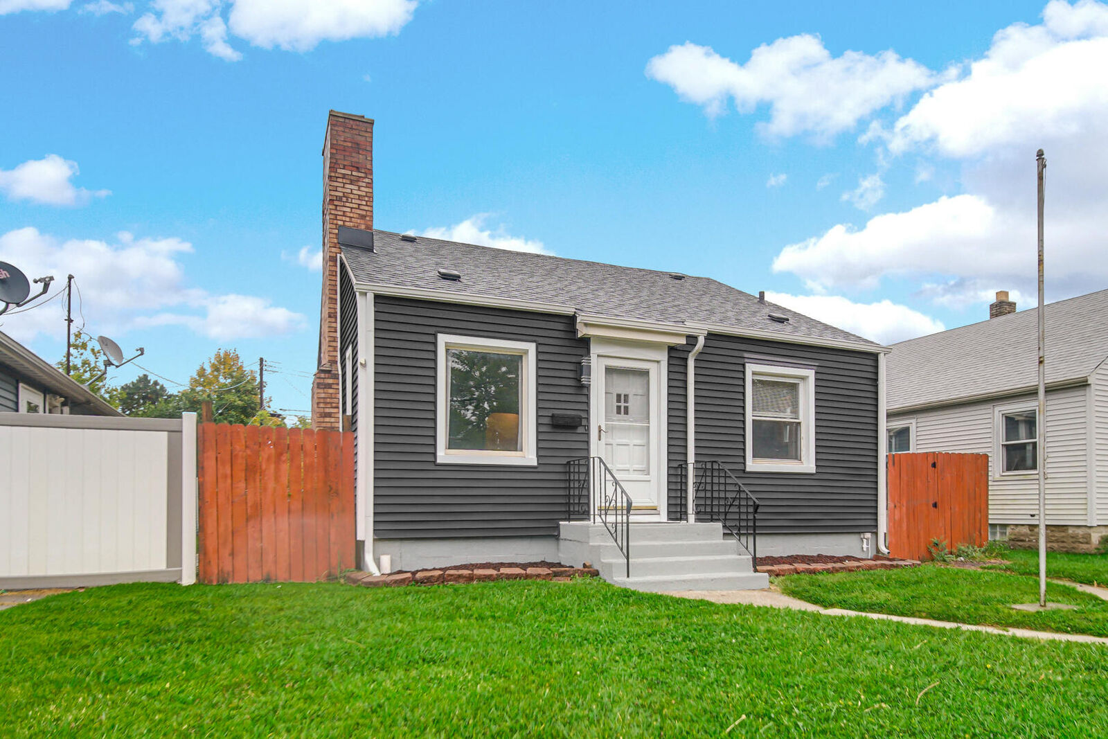 Property Photo:  103 S California Street  IN 46342 