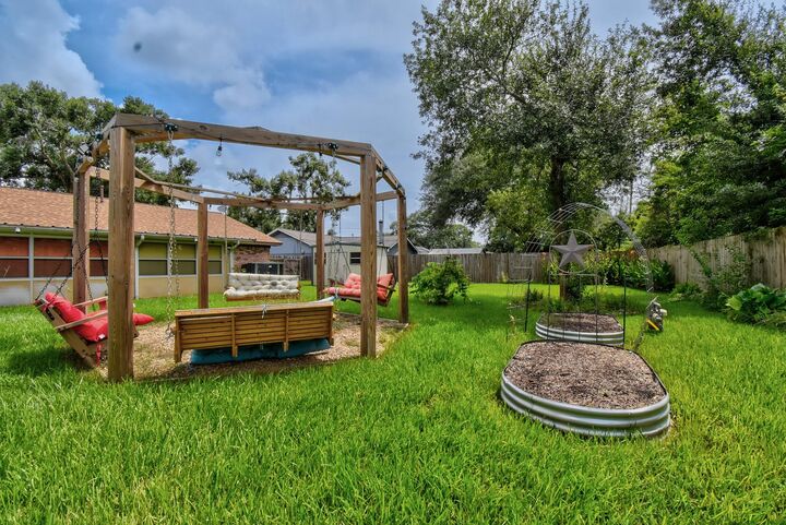 Property Photo:  632 Northridge Street  TX 77515 