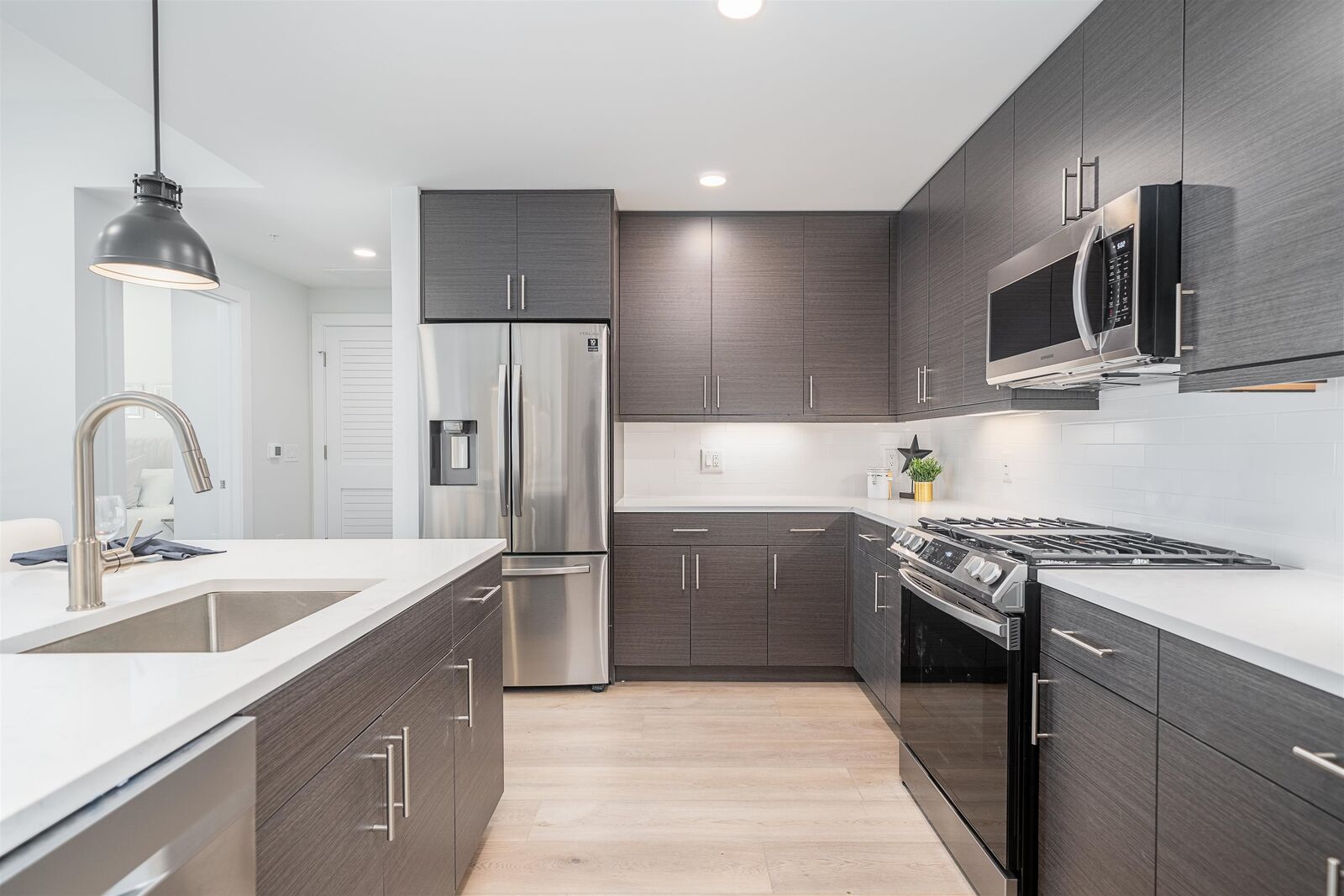 Property Photo:  418 Palisade Ave 301  NJ 07307 