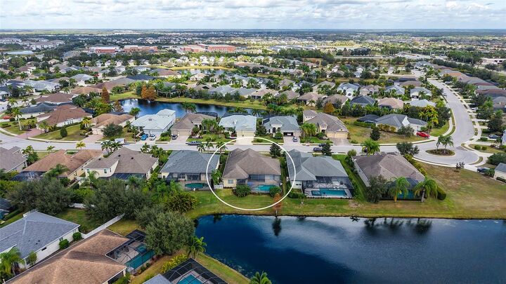 Property Photo:  12080 Longview Lake Circle  FL 34211 