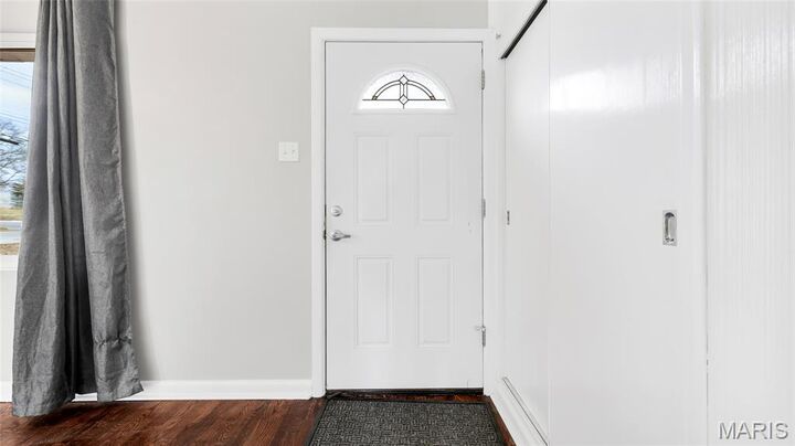 Property Photo:  508 Nannette Drive  MO 63125 