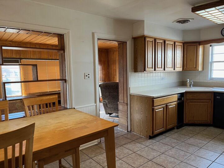 Property Photo: 6826 N Kostner Avenue IL 60712