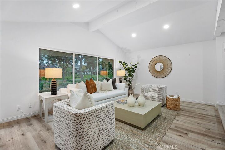 Property Photo:  16 E Yale Loop #28  CA 92604 