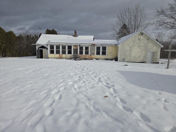 Property Photo:  5356 Bennoch Road  ME 04453 