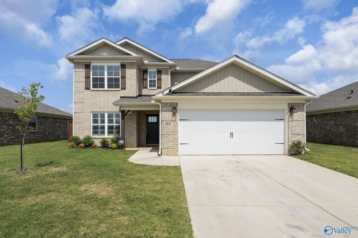 Property Photo:  122 Wilcot Road  AL 35759 