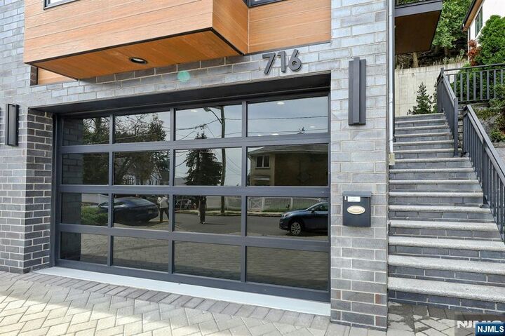 Property Photo:  716 Undercliff Avenue 716  NJ 07020 