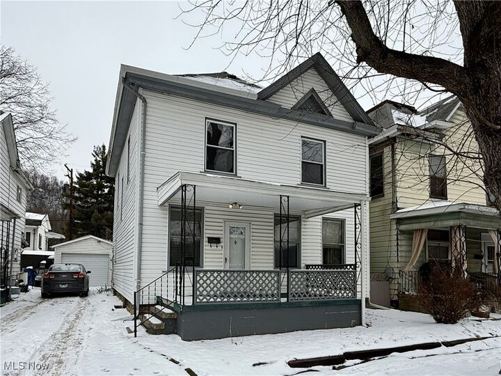 Property Photo:  851 Ohio Avenue  OH 43920 