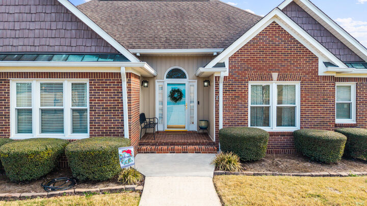 Property Photo: 245 Bartlett Circle NE TN 37312