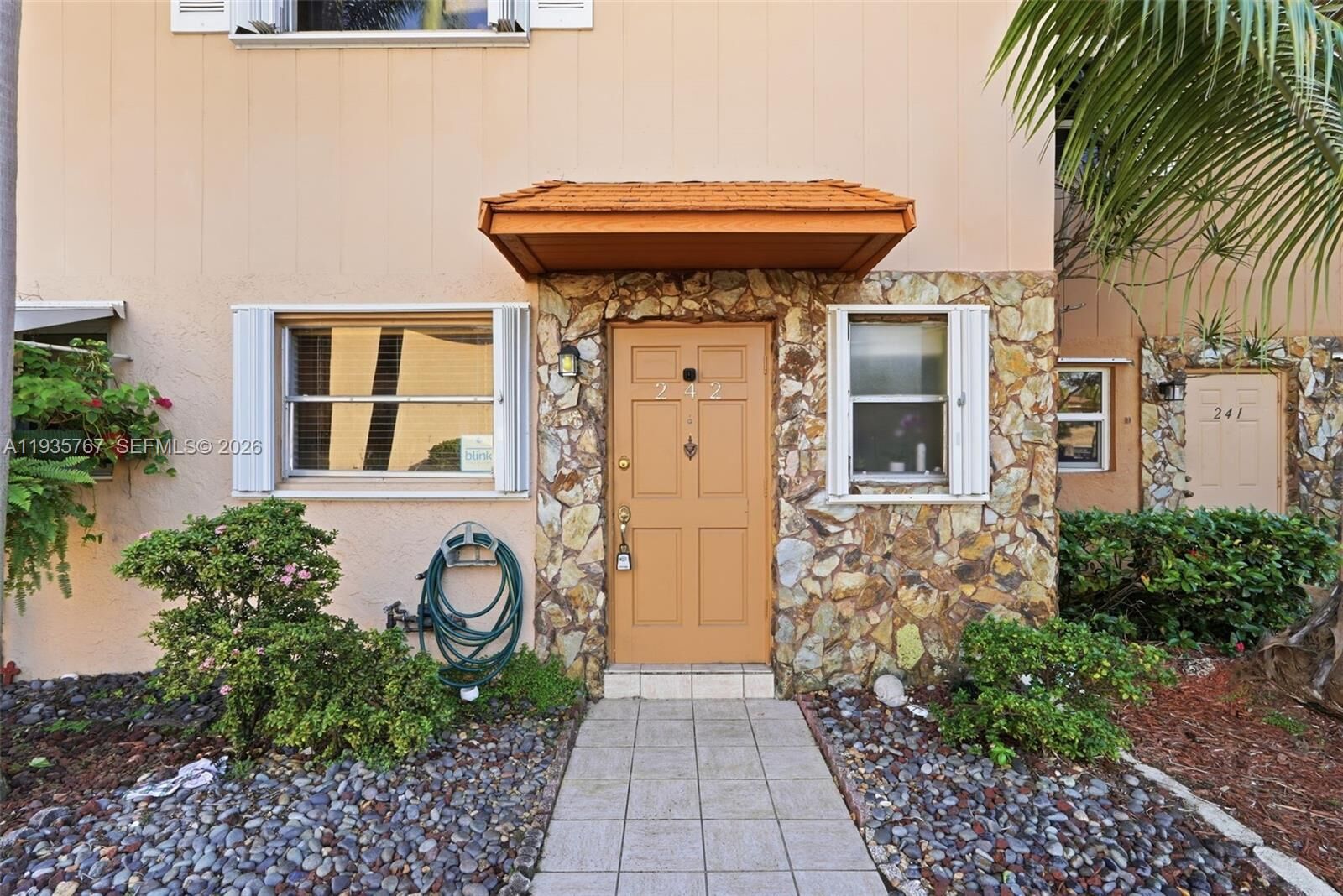 Property Photo:  450 SE 7th St 242  FL 33004 