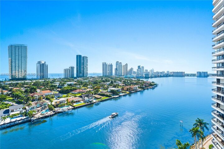 Property Photo:  19195 NE 36th Ct 1706  FL 33180 