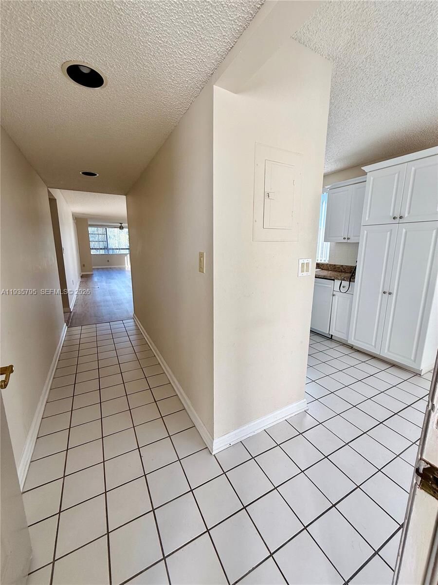 Property Photo:  10426 E Clairmont Cir 212  FL 33321 