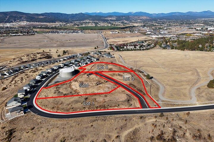 Property Photo:  20901 E Valley Vista Dr Lot 1  WA 99019 