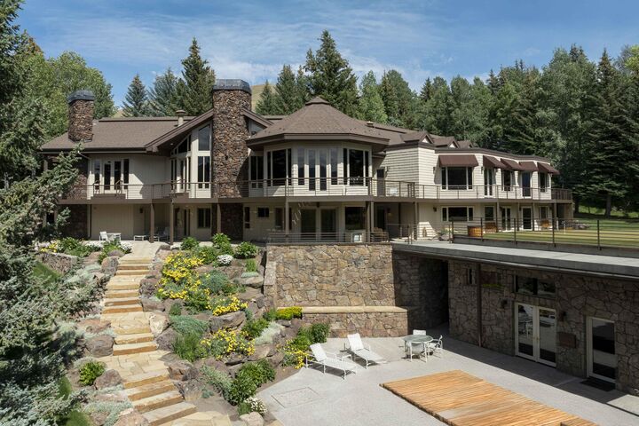 Property Photo: 100 Wedeln Lane ID 83353