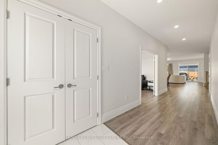 Property Photo: 218 Beasley Crescent ON K0K 2T0