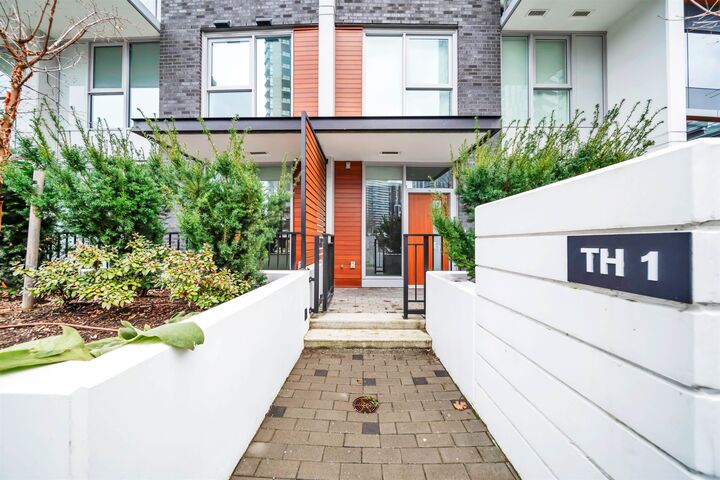 10448 University Drive Th1 — photo 1
