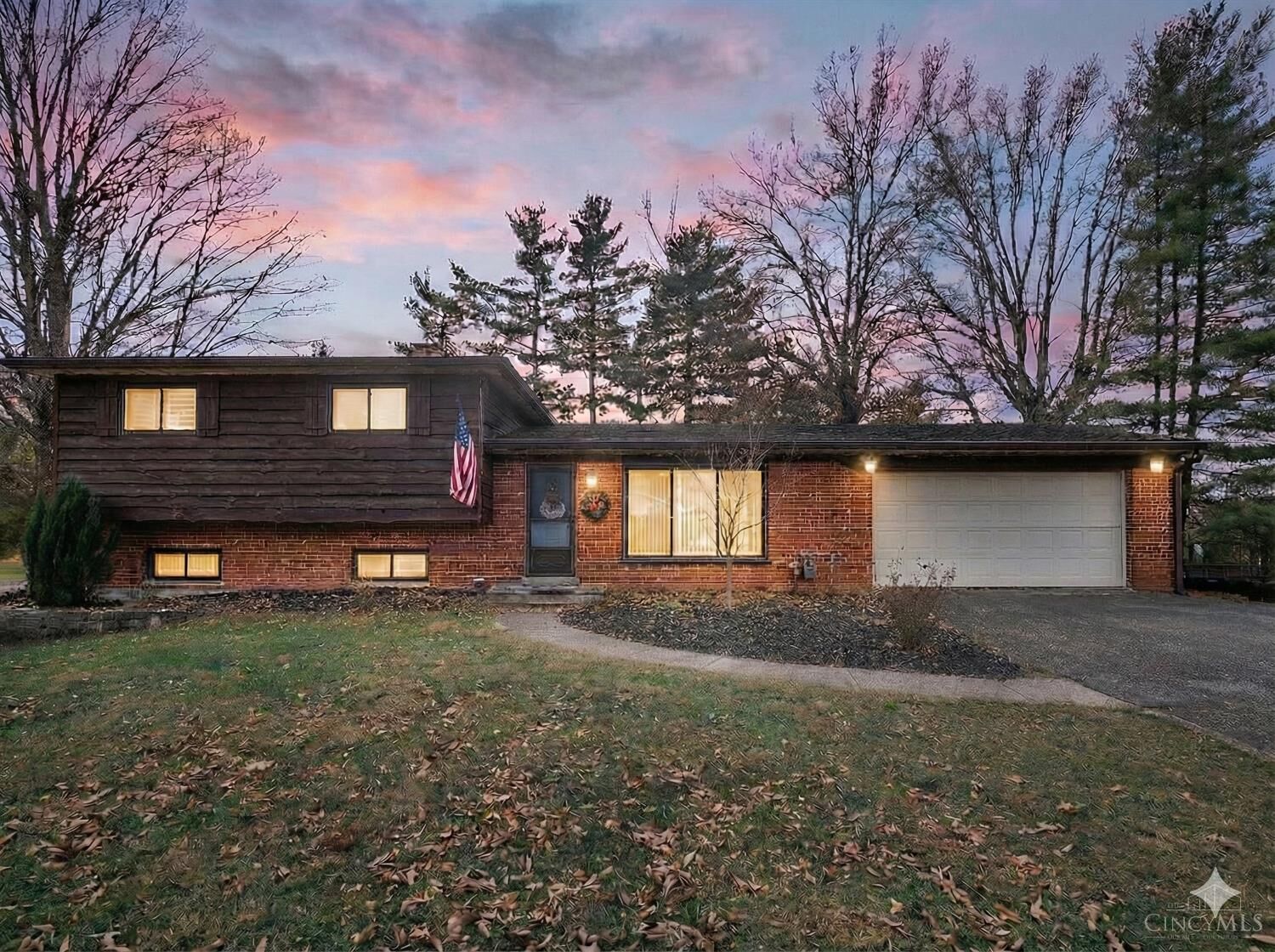 Property Photo:  1523 Covered Bridge Road  OH 45231 