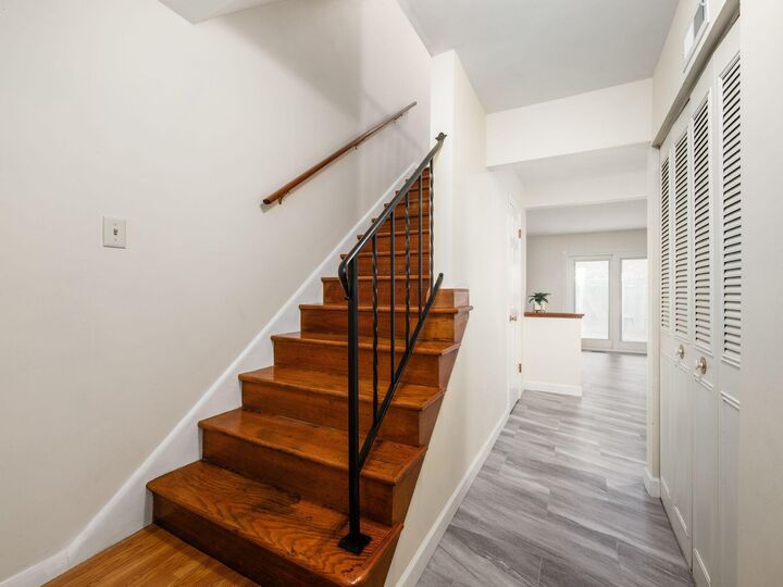 Property Photo:  1295 Woodbrook Lane  OH 43223 