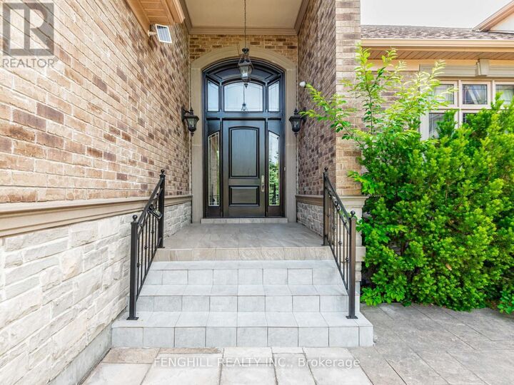 Property Photo:  11 Macleod Estate Court  ON L4E 0B1 