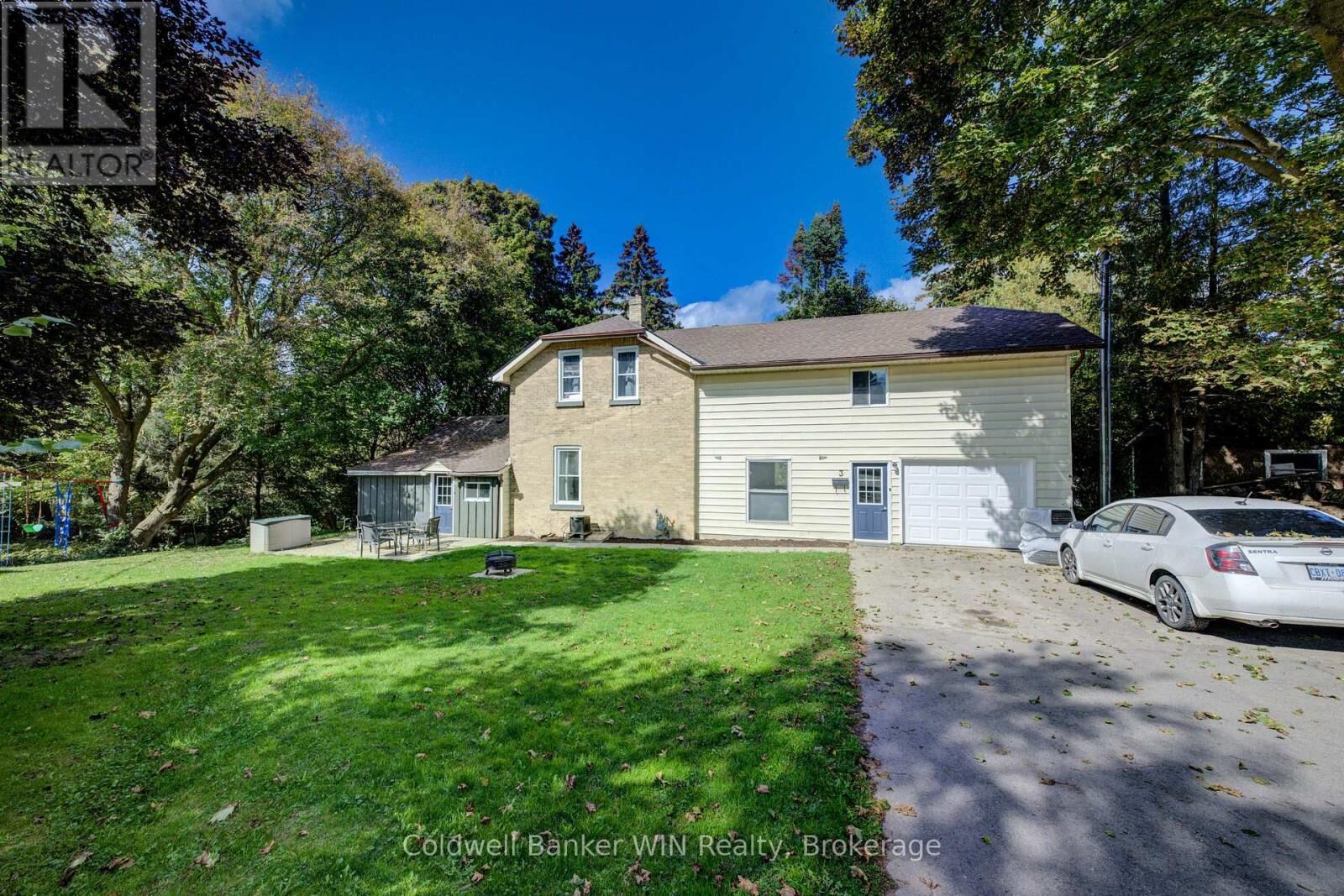 Property Photo:  3 Page Street  ON N0G 2L3 