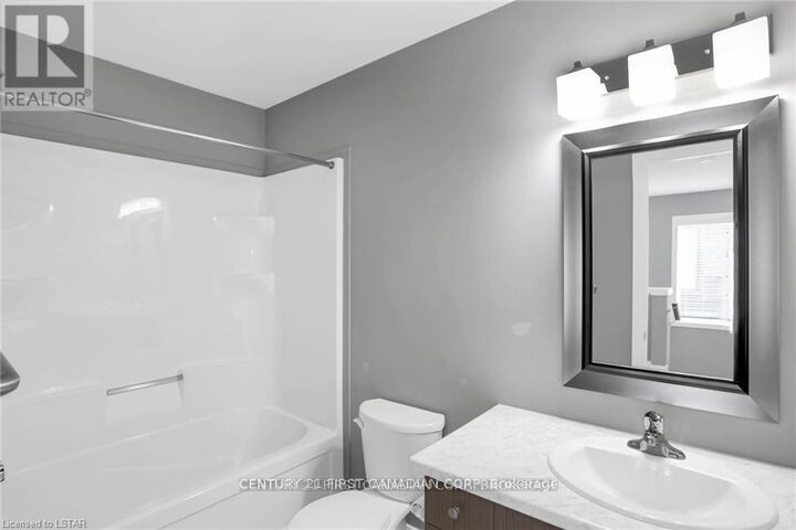 Property Photo:  1375 Whetherfield Street 18  ON N6H 0E5 