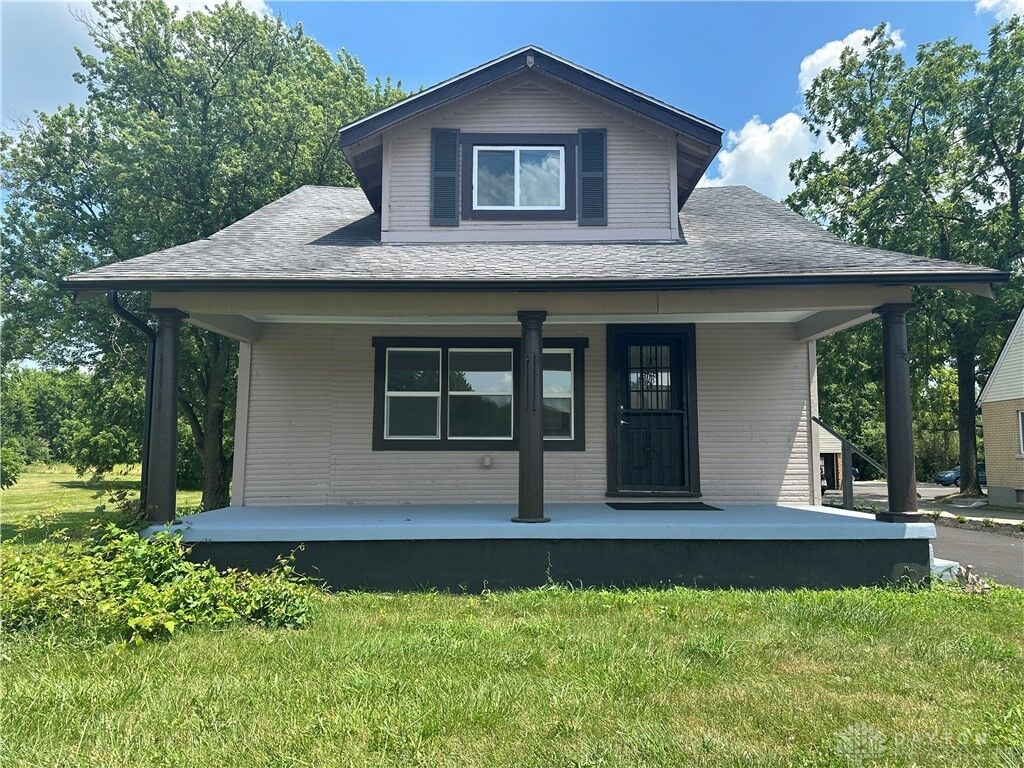 Property Photo:  2520 Harshman Road  OH 45424 