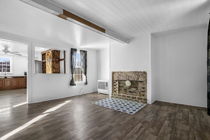 Property Photo:  22756 Lee Mont Rd  VA 23421 