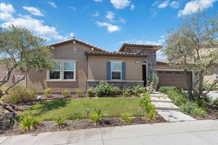 Property Photo:  911 Highland Road W  CA 93636 