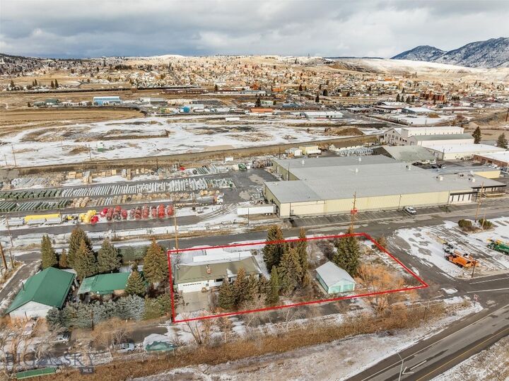 Property Photo: 603 Desmet Street MT 59701