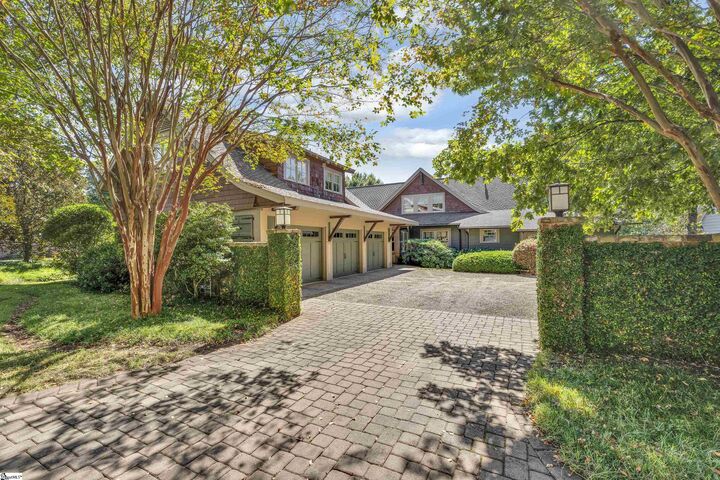 Property Photo:  1 Keller'S Gate Court  SC 29673 