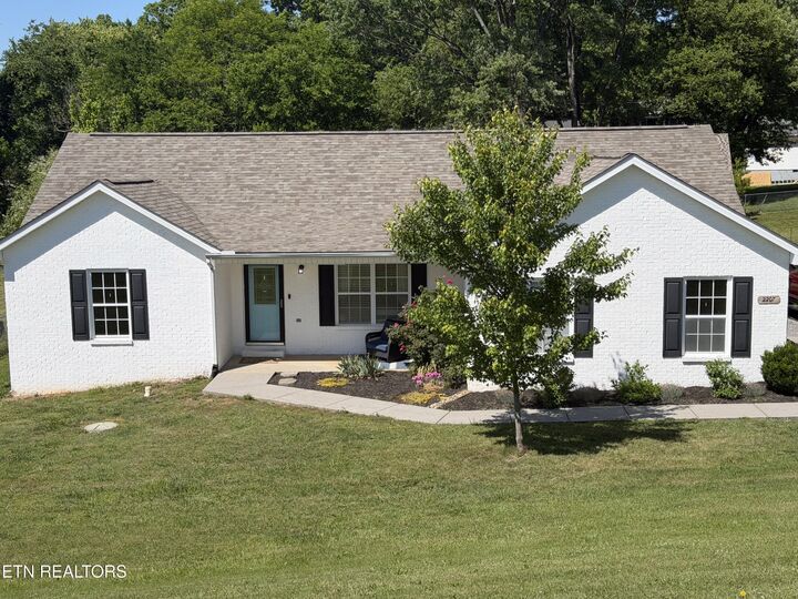 Property Photo:  2207 Tuckaleechee Pike  TN 37803 