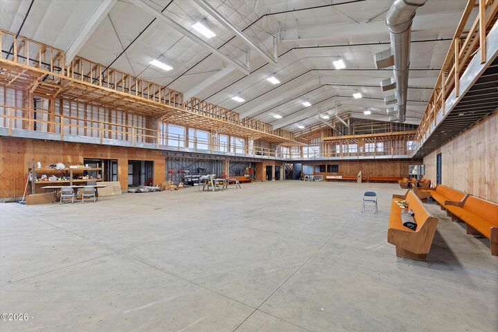 Property Photo:  1025 NW Grove Street  OR 97365 