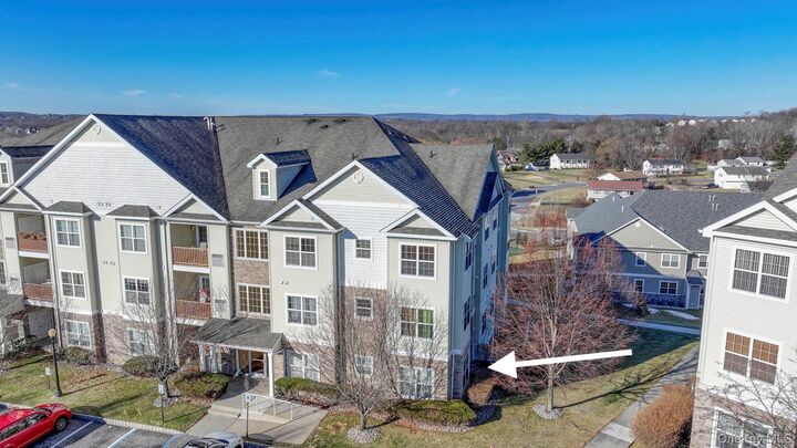 Property Photo:  927 Tower Ridge Circle  NY 10941 